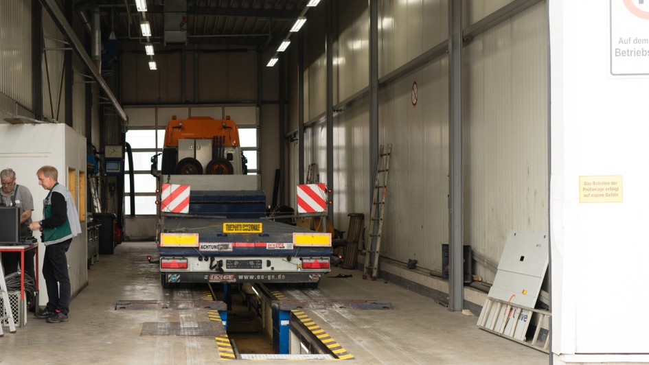 Pruefanlage Universal Transport