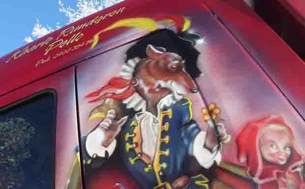 Showtruck Rotkaeppchen-Sisu