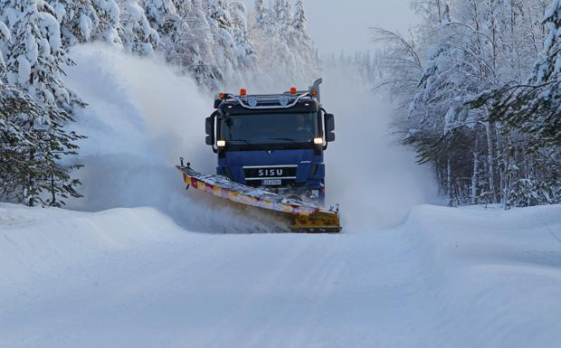 Sisu Polar DK 16 M Schneeplug