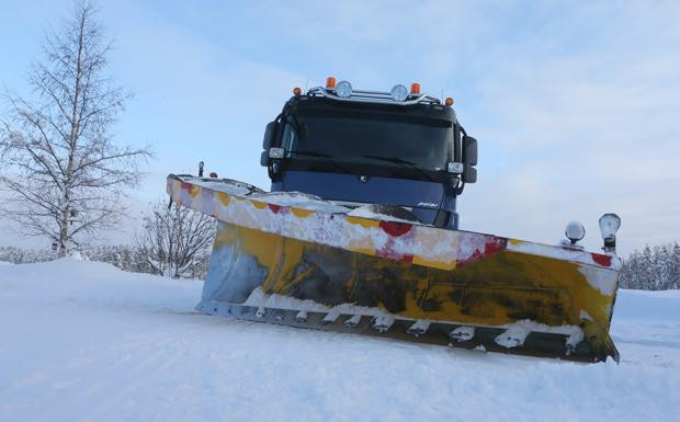 Sisu Polar DK 16 M Schneeplug