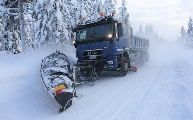 Sisu Polar DK 16 M Schneeplug