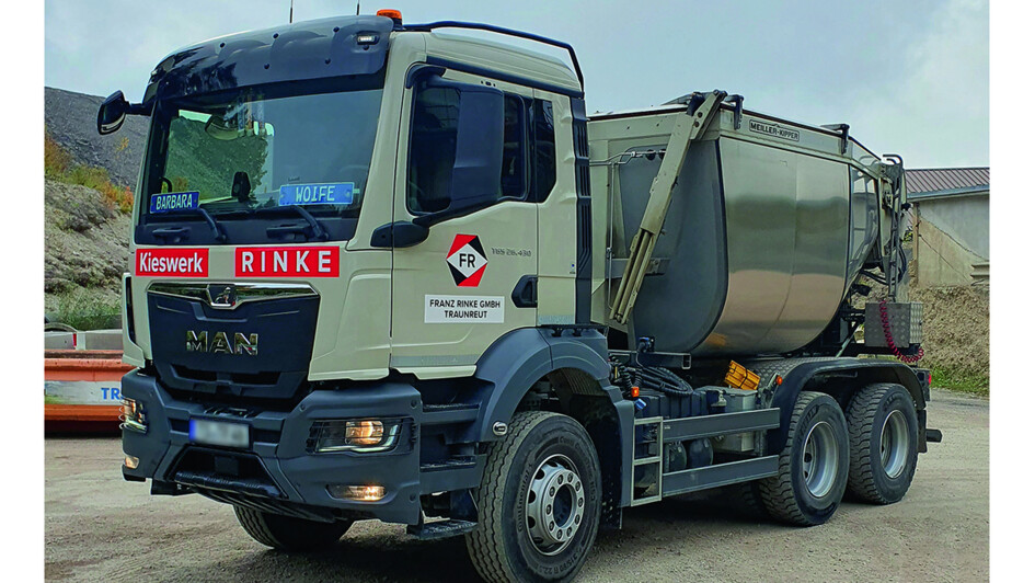 Lkw grau Baustelle
